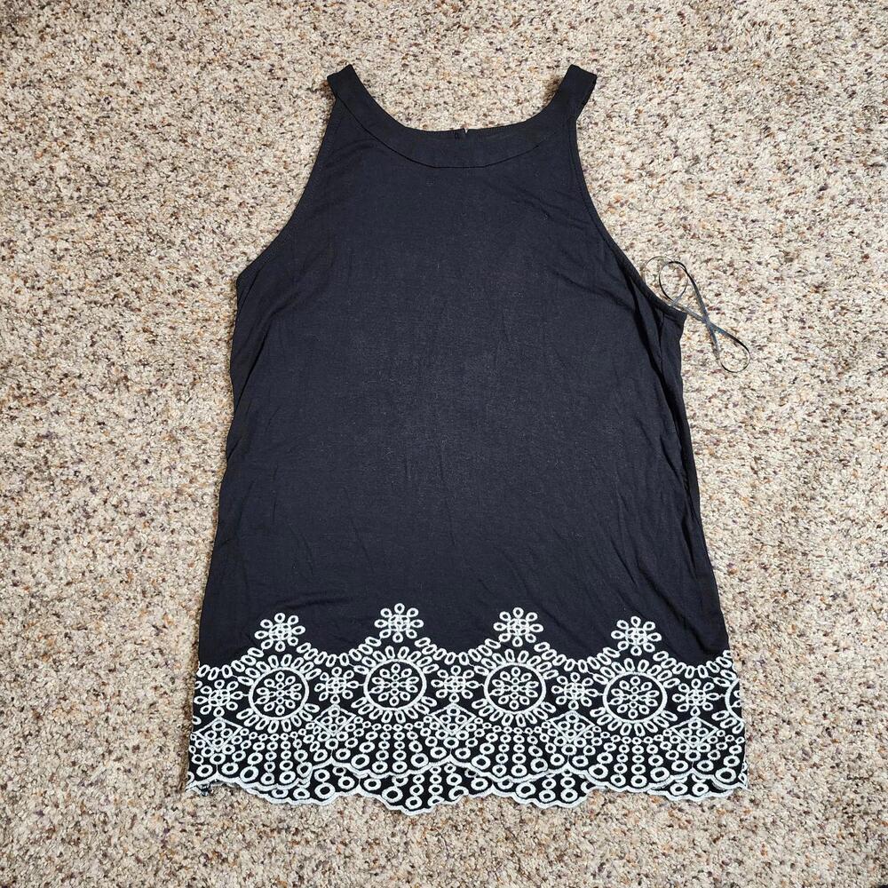 Adrianna Papell Black Embroidered Top Size Small Dressy